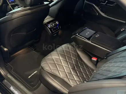 Mercedes-Benz S 580 4MATIC 2025 года за 120 490 360 тг. в Алматы – фото 5
