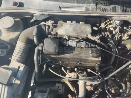 Volkswagen Golf 1993 года за 700 000 тг. в Алматы – фото 8