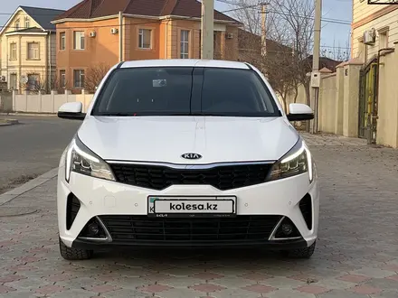 Kia Rio 2021 года за 8 600 000 тг. в Актау – фото 2