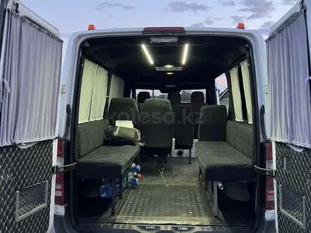 Mercedes-Benz Sprinter 2008 года за 13 200 000 тг. в Астана – фото 2