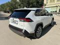 Toyota RAV4 2021 годаүшін15 500 000 тг. в Актобе – фото 5