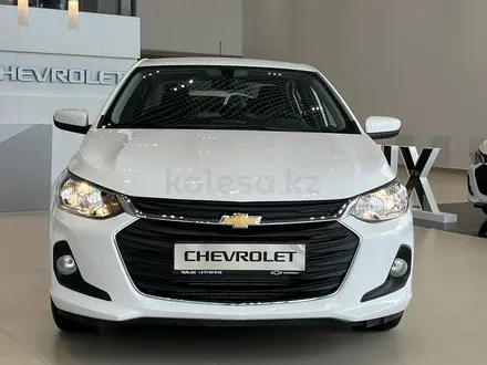 Chevrolet Onix 2021 года за 8 990 000 тг. в Костанай – фото 5