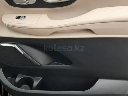 Mercedes-Benz V 250 2022 года за 59 900 000 тг. в Алматы – фото 60