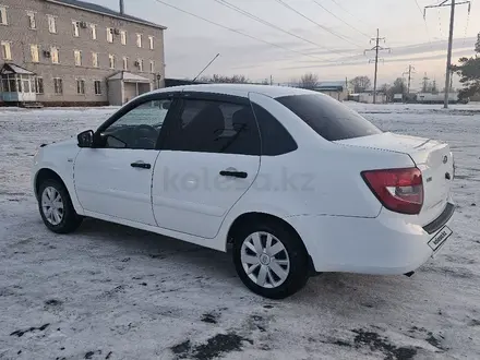 ВАЗ (Lada) Granta 2190 2016 года за 2 590 000 тг. в Семей – фото 7