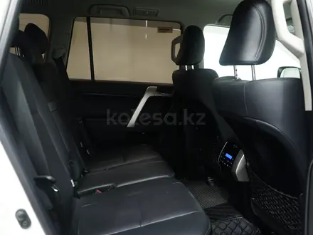 Toyota Land Cruiser Prado 2022 года за 37 000 000 тг. в Алматы – фото 7