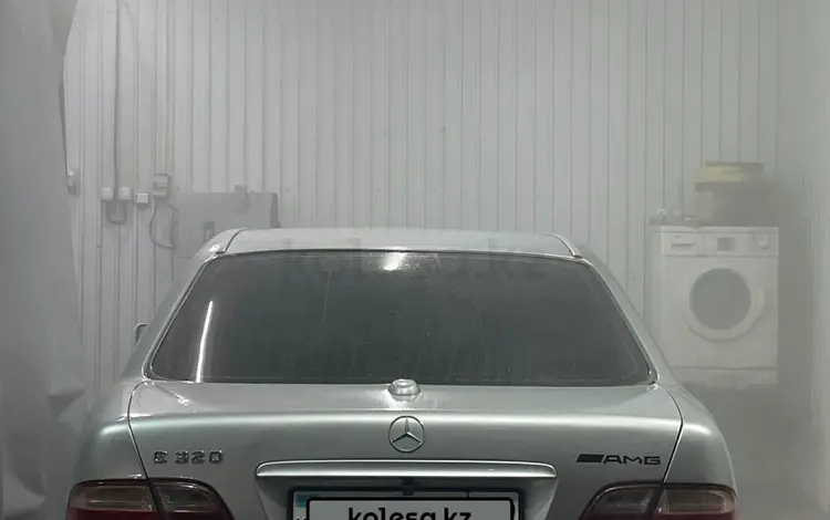 Mercedes-Benz E 320 1997 годаfor2 800 000 тг. в Алматы