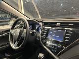 Toyota Camry 2018 года за 11 820 000 тг. в Алматы