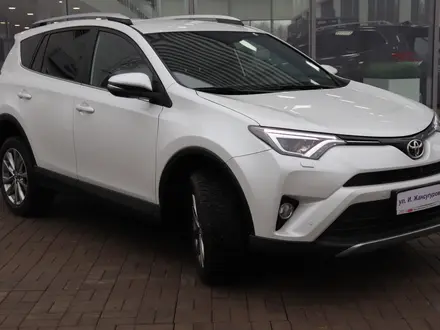 Toyota RAV4 2019 года за 13 790 000 тг. в Астана – фото 7