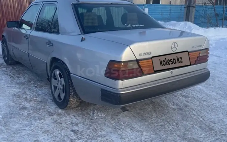 Mercedes-Benz E 220 1993 годаfor1 400 000 тг. в Астана