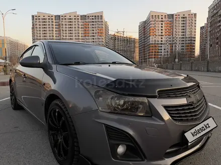 Chevrolet Cruze 2013 года за 3 990 000 тг. в Алматы – фото 11