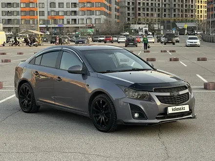 Chevrolet Cruze 2013 года за 3 990 000 тг. в Алматы – фото 9