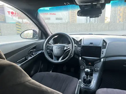 Chevrolet Cruze 2013 года за 3 990 000 тг. в Алматы – фото 23