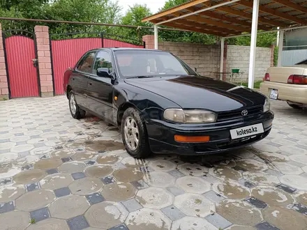 Toyota Camry 1995 года за 1 850 000 тг. в Алматы – фото 2