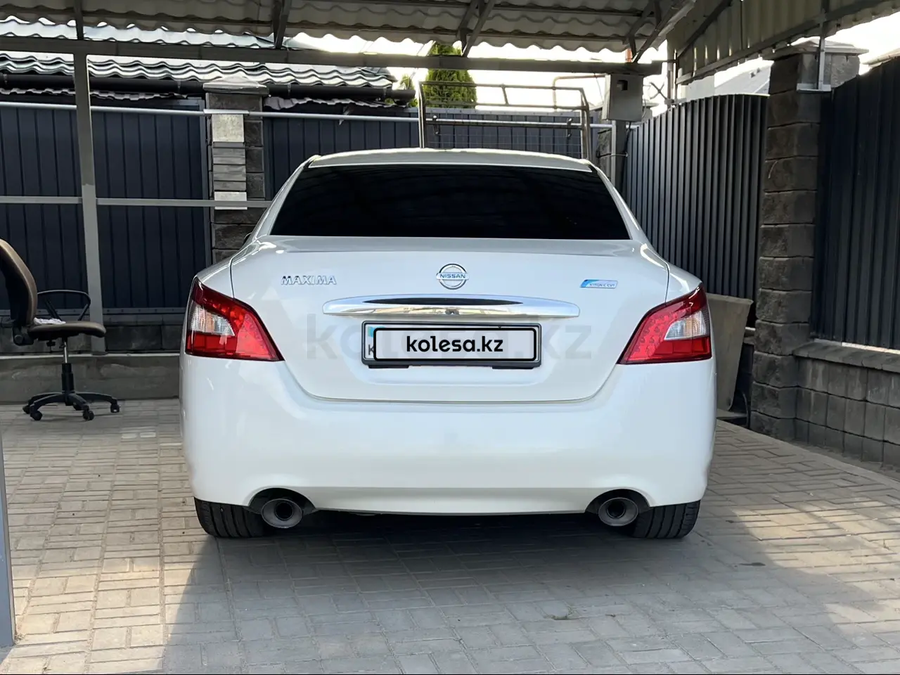 Nissan Maxima, 2011