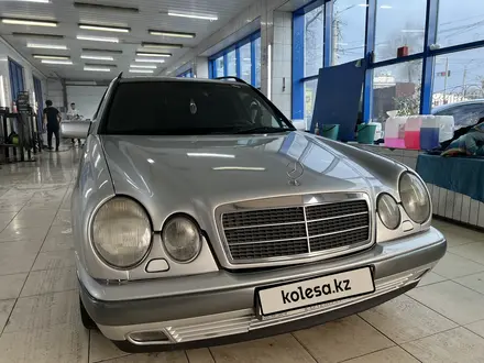 Mercedes-Benz E 230 1997 года за 2 950 000 тг. в Тараз – фото 9