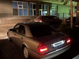 Mercedes-Benz C 220 1995 годаүшін2 200 000 тг. в Тараз – фото 3