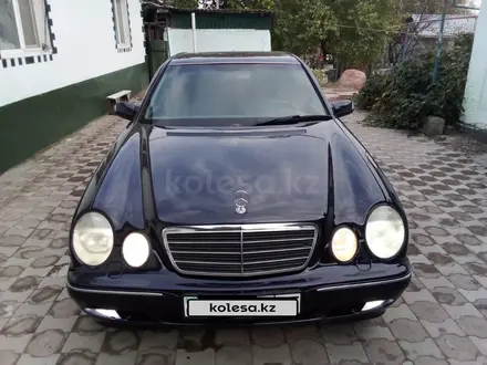 Mercedes-Benz E 320 2000 года за 4 800 000 тг. в Алматы – фото 2