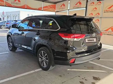 Toyota Highlander 2018 года за 15 000 000 тг. в Алматы – фото 6