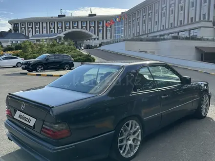 Mercedes-Benz E 220 1994 года за 2 500 000 тг. в Астана – фото 4