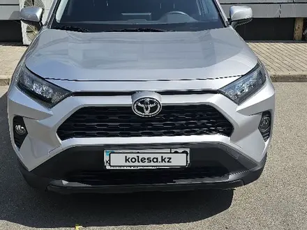 Toyota RAV4 2020 года за 12 500 000 тг. в Алматы