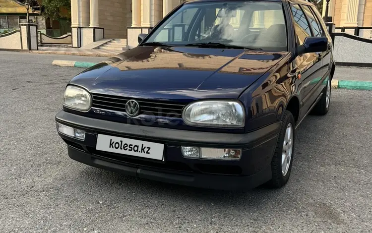Volkswagen Golf 1994 года за 2 300 000 тг. в Шымкент