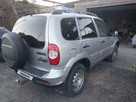 Chevrolet Niva 2013 года за 1 950 000 тг. в Уральск – фото 11