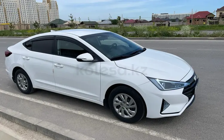 Hyundai Elantra 2020 годаүшін8 200 000 тг. в Шымкент