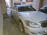 Mercedes-Benz S 500 2007 года за 7 000 000 тг. в Астана