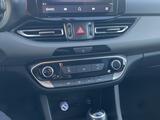 Hyundai i30 2022 года за 7 850 000 тг. в Караганда – фото 5