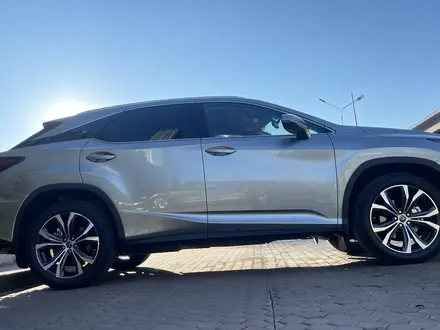 Lexus RX 200t 2021 года за 30 000 000 тг. в Астана – фото 3