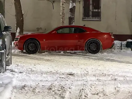 Chevrolet Camaro 2009 года за 10 500 000 тг. в Астана – фото 4