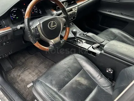 Lexus ES 300h 2013 года за 8 000 000 тг. в Алматы – фото 14