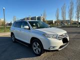 Toyota Highlander 2011 года за 14 000 000 тг. в Караганда – фото 3