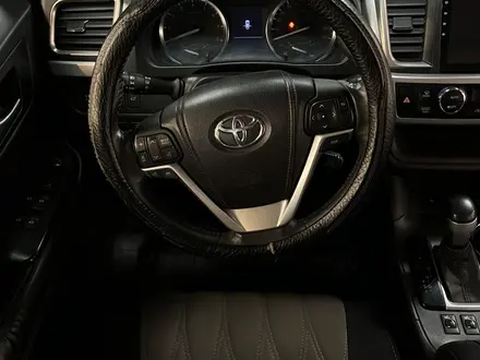 Toyota Highlander 2015 года за 19 000 000 тг. в Костанай – фото 19