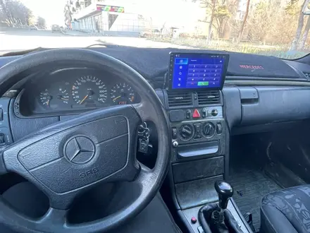 Mercedes-Benz E 230 1996 года за 1 600 000 тг. в Жезказган – фото 10