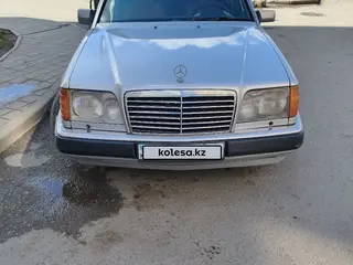 Mercedes-Benz E 280