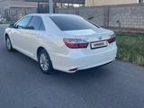 Toyota Camry 2016 года за 10 500 000 тг. в Шымкент – фото 3