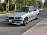 BMW 330 2001 годаүшін4 000 000 тг. в Астана