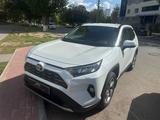 Toyota RAV4 2021 годаүшін15 950 000 тг. в Астана – фото 4