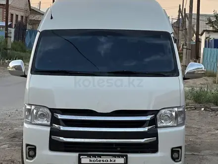 Toyota Hiace 2012 года за 9 500 000 тг. в Атырау – фото 3