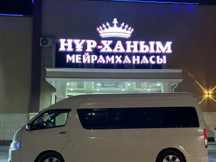 Toyota Hiace 2012 года за 9 500 000 тг. в Атырау – фото 11