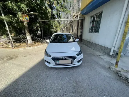 Hyundai Accent 2018 года за 8 250 000 тг. в Шымкент