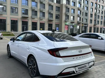 Hyundai Sonata 2022 года за 13 200 000 тг. в Астана – фото 13