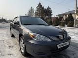 Toyota Camry 2003 годаүшін4 500 000 тг. в Алматы – фото 2