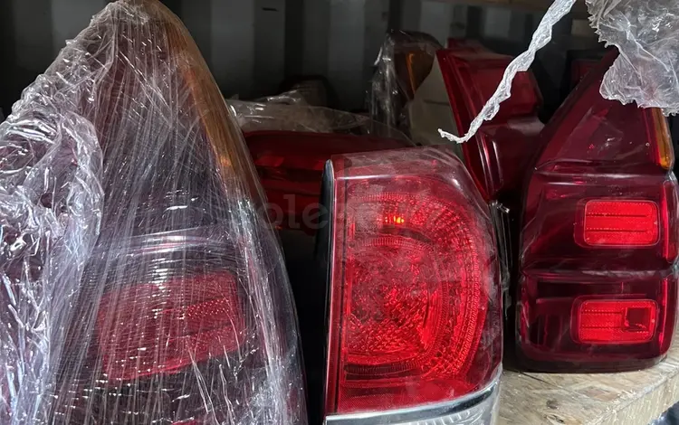 Задние фонари (стопы) Toyota Lexus за 111 001 тг. в Актобе