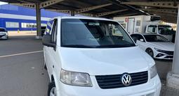Volkswagen Transporter 2004 года за 6 200 000 тг. в Астана – фото 2
