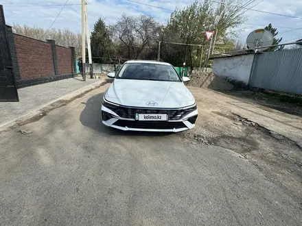 Hyundai Elantra 2024 года за 9 000 000 тг. в Алматы – фото 12