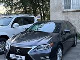 Lexus ES 300h 2014 годаүшін10 850 000 тг. в Атырау – фото 2