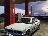 BMW 525 1991 года за 1 200 000 тг. в Астана – фото 2