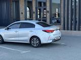 Kia Rio 2021 года за 8 000 000 тг. в Атырау – фото 4